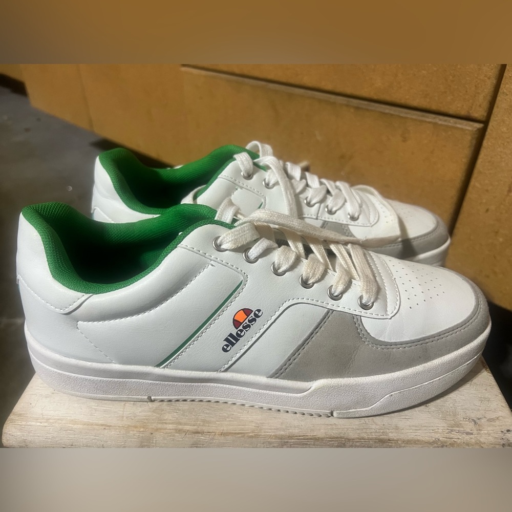 Modern shoes